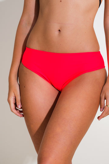Bas de maillot de bain classique taille basse