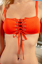 Mlle Indépendante - Bikini brassière à laçage