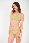 Bikini triangle à détails contrastants